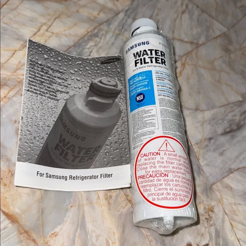 Samsung Refrigerator Water Filter‎ - White and Blue